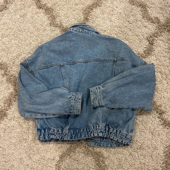 Zara oversized denim jacket - ruched and cropped - Picture 3 of 4